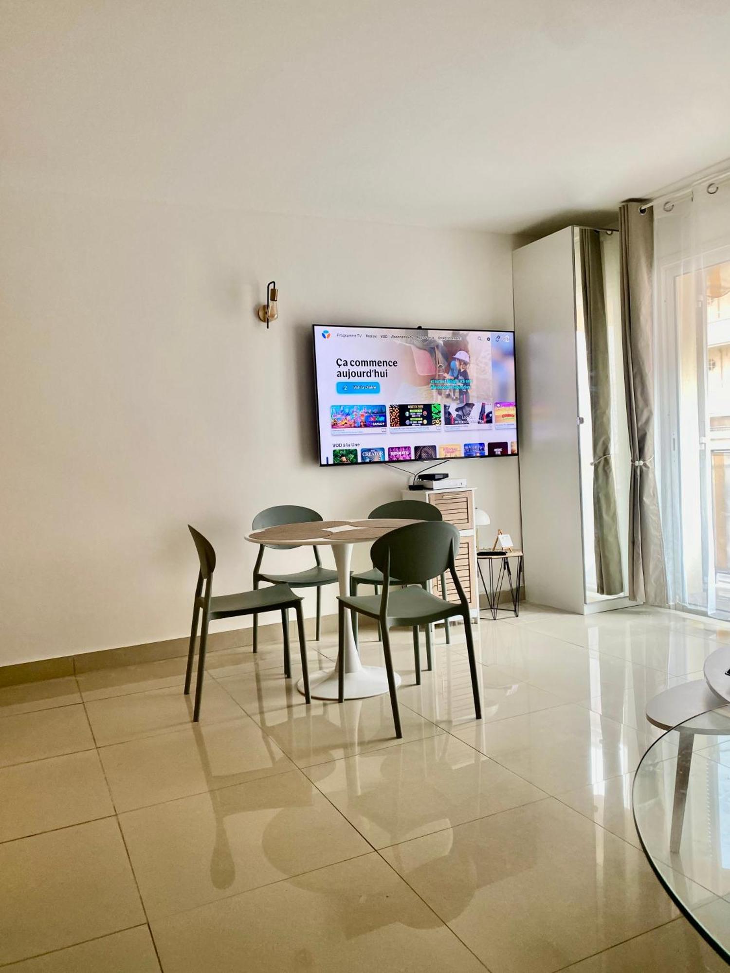 Апартаменты 3 Pieces- Vieux Port- Terrasse - Parking Possible Канны Экстерьер фото